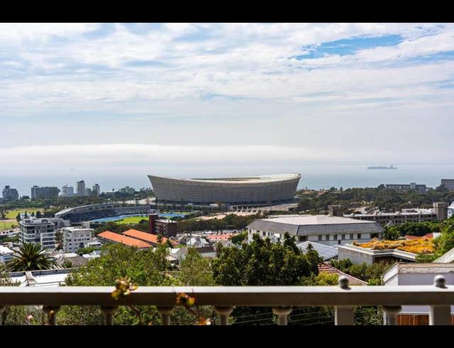 3 BEDROOM HOUSE FOR SALE IN GREEN POINT